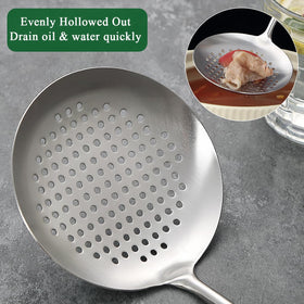 Evanda professional-grade tools for versatile wok cooking tasks.