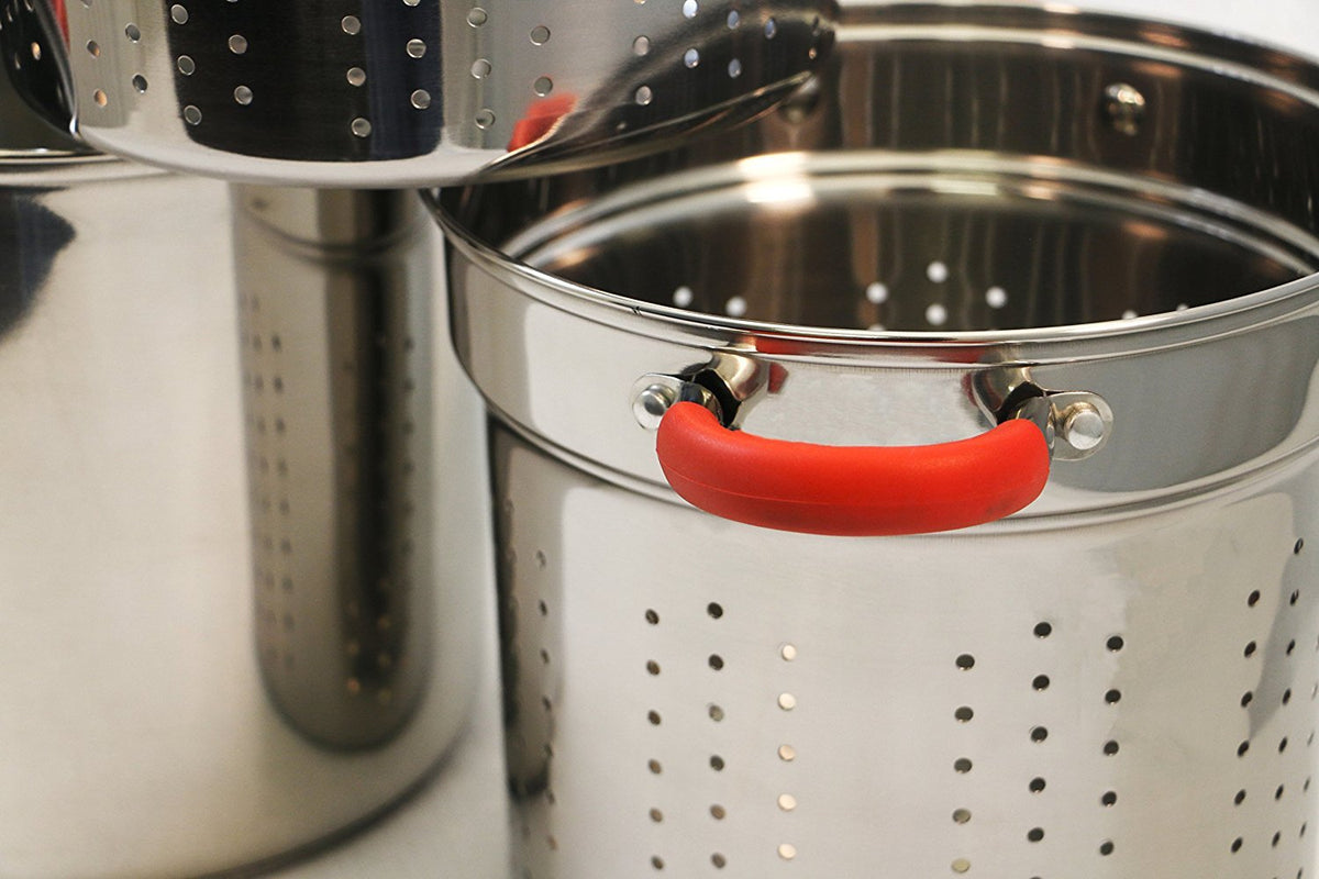 ExcelSteel 8 Qt pasta cooker induction-ready for versatile stovetop use.