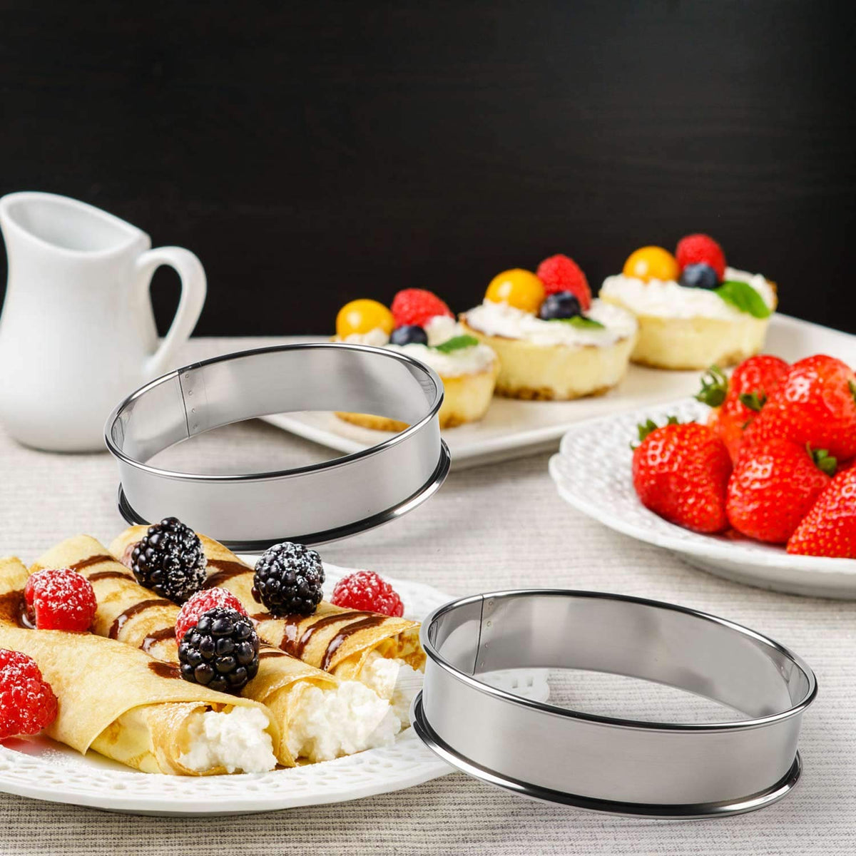 FANGSUN butter or oil and cornmeal prevent sticking during cooking.