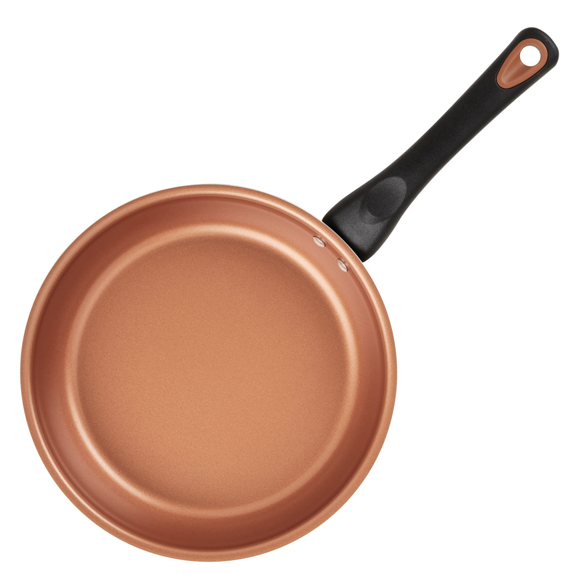 Farberware easy-hold handle provides a secure grip while lifting poaching liquid.