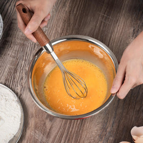 FDEYIQ multi-function whisk quickly beats eggs, batter, and cream