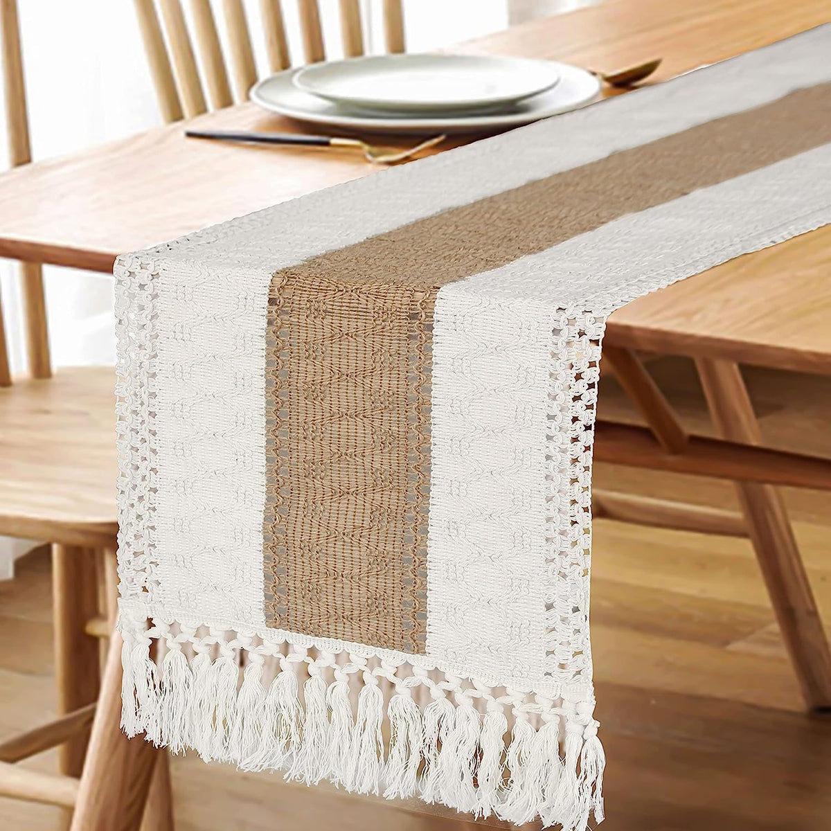 FEXIA Christmas and Thanksgiving tablescape with boho runner