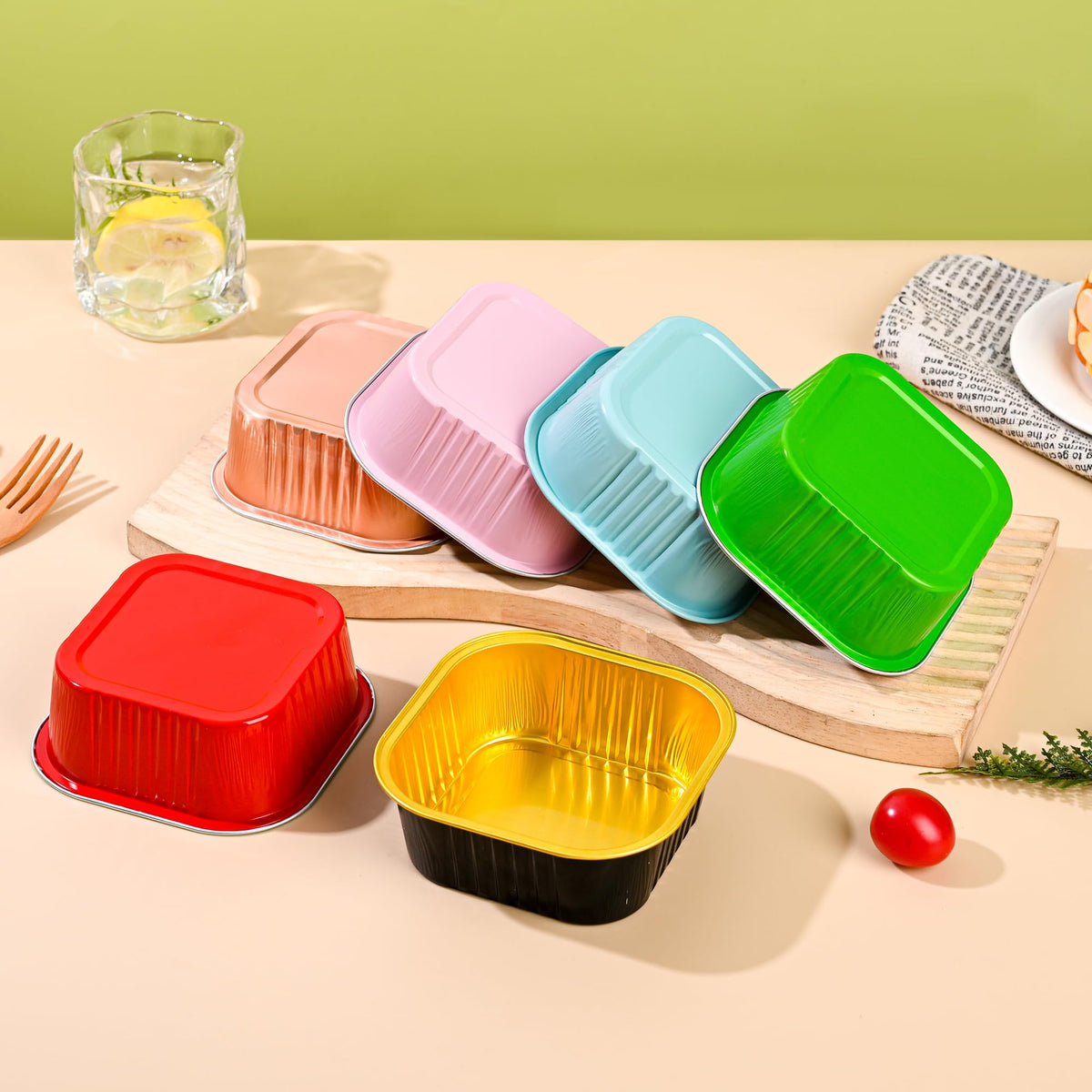 Findful disposable pans set ideal for catering and event presentation