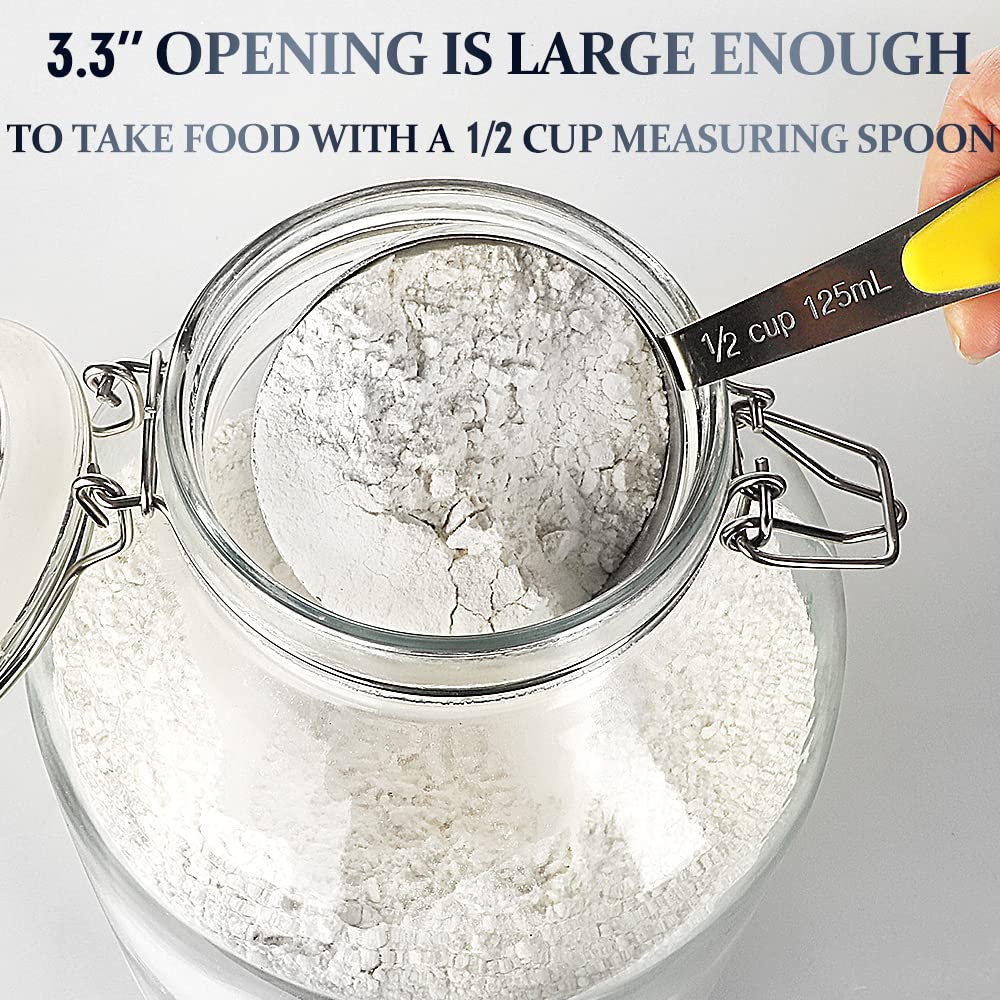 Folinstall extra gasket inside airtight lid helps prevent leaks and preserve contents.