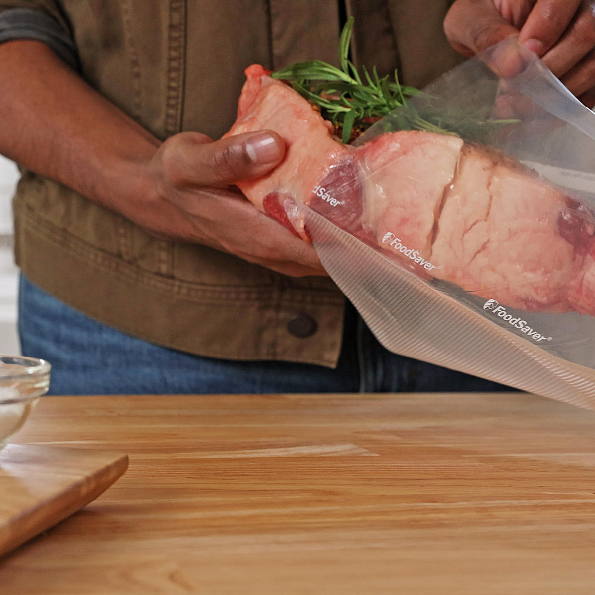 FoodSaver heavy-duty bags designed for freezer, fridge, and pantry storage to prevent freezer burn