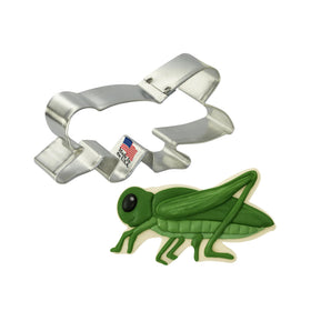 Foose caterpillar cookie cutter yields crisp 4.25-inch caterpillar shapes
