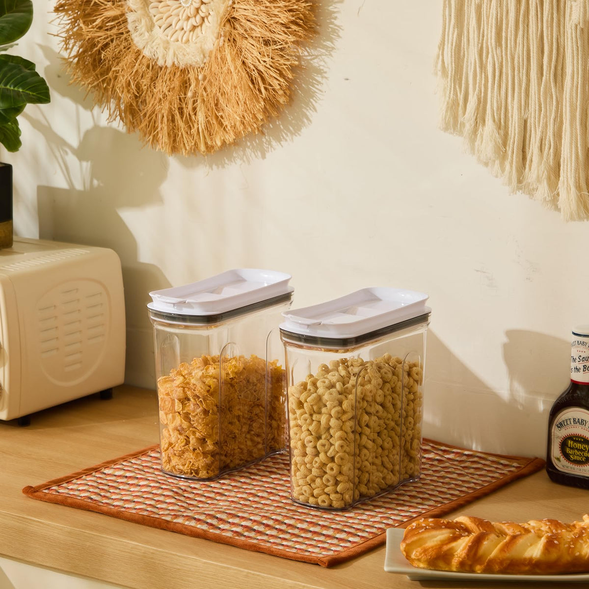 FreshKeeper 4L pantry canister seals flour and sugar securely