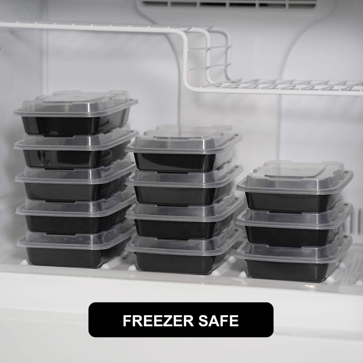 Freshware 28oz container ideal for portioned lunches and desserts.