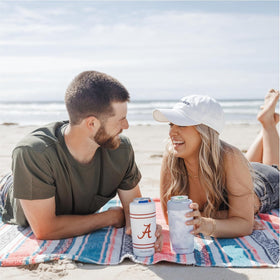 Frost Buddy universal-can-cooler prevents condensation with double-wall insulation.