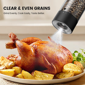 Gaivis built-in LED light helps precision seasoning in dim lighting.