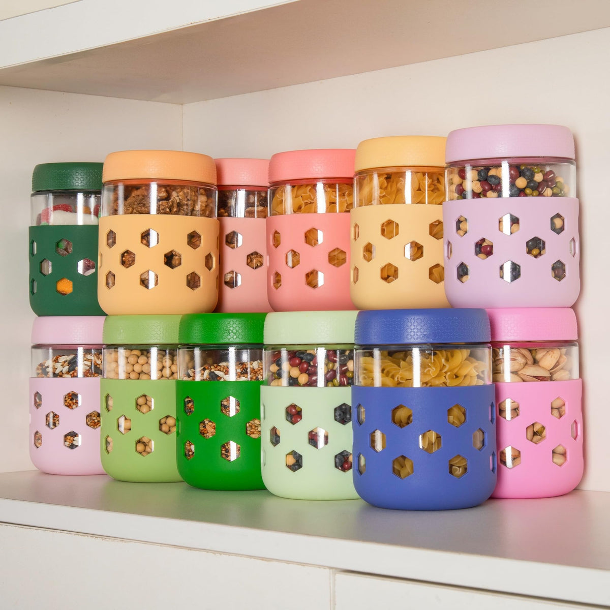 Gemice parfaits and chia puddings stored neatly in a durable jar