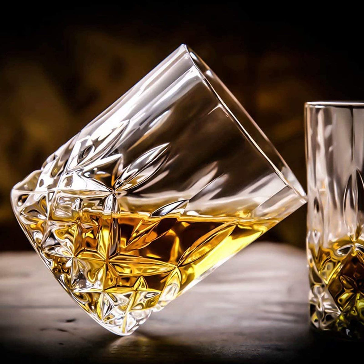 Gencywe gift-ready whiskey glasses set, ideal present for whiskey lovers.