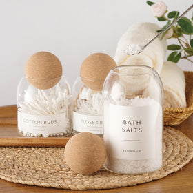 GENSTEUO waterproof labels ensure durable labeling for clear content identification.