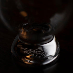 Glencairn glass lead-free crystal offers crystal clarity.