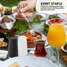 Global Basics disposable shakers minimize mess and cleanup after meals.