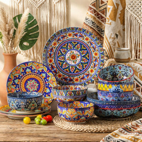 Glowworm bowls for pasta, salads, and desserts with stylish presentation.