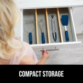 GORILLA GRIP blue tongs combine style with sturdy performance.