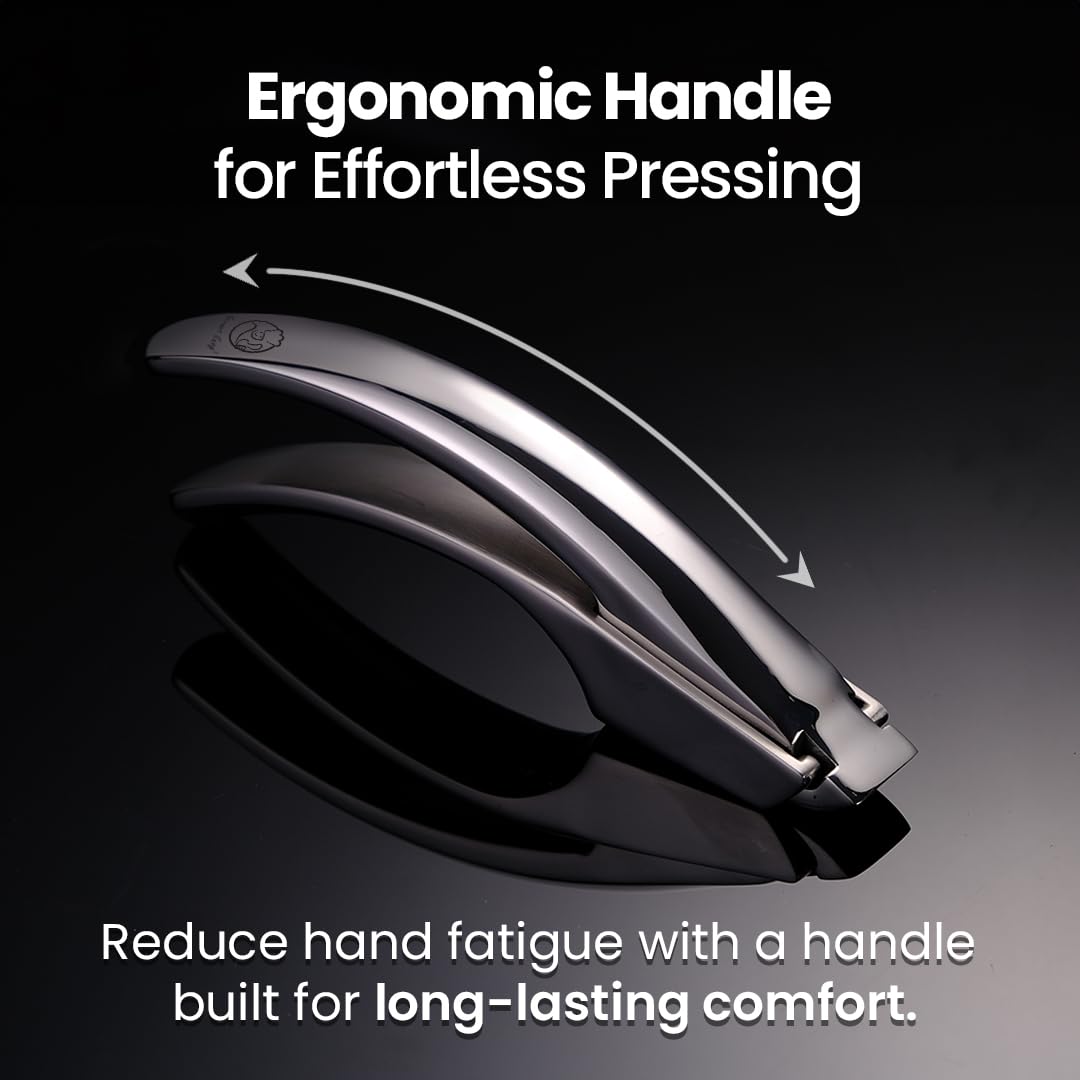 Gourmet Easy dishwasher-safe garlic press for quick cleanup after cooking.