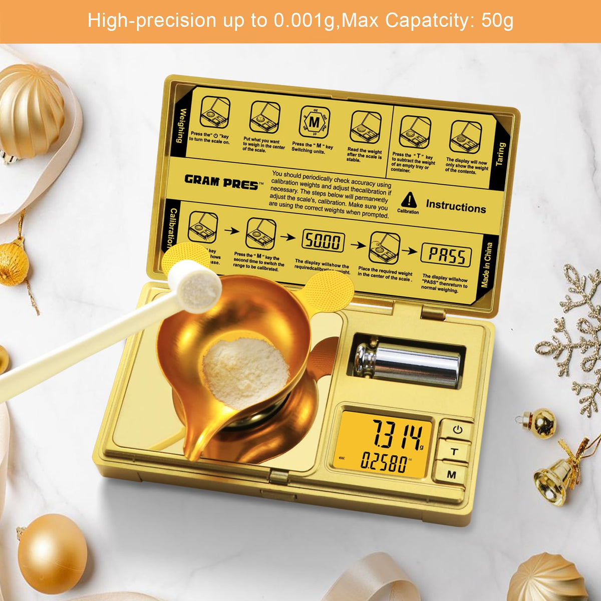 GRAM PRES pocket-scale with backlit display for easy reading in low light.