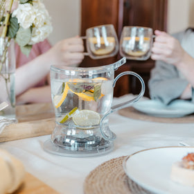 GROSCHE Aberdeen teapot wide mouth eases infuser removal and cleaning.