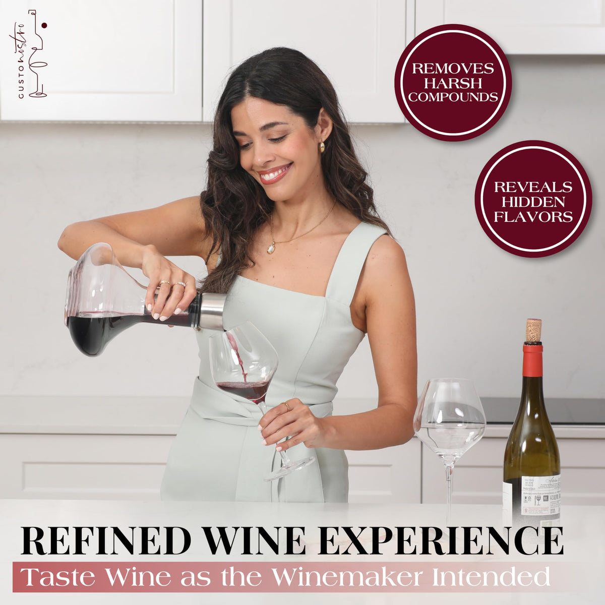 Gusto Nostro aerator pourer enriches aroma and smooths red wine pouring.