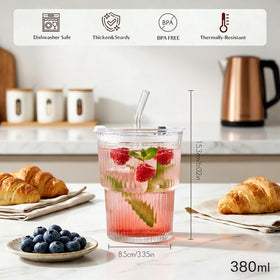 Haundry ribbed glass cup close-up highlights leak-proof lid seal for travel on the go