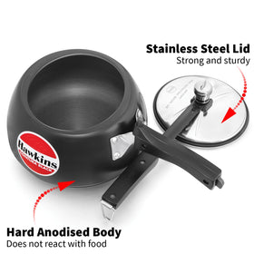 HAWKINS Contura Black 1.5L handle — comfortable grip during operation.