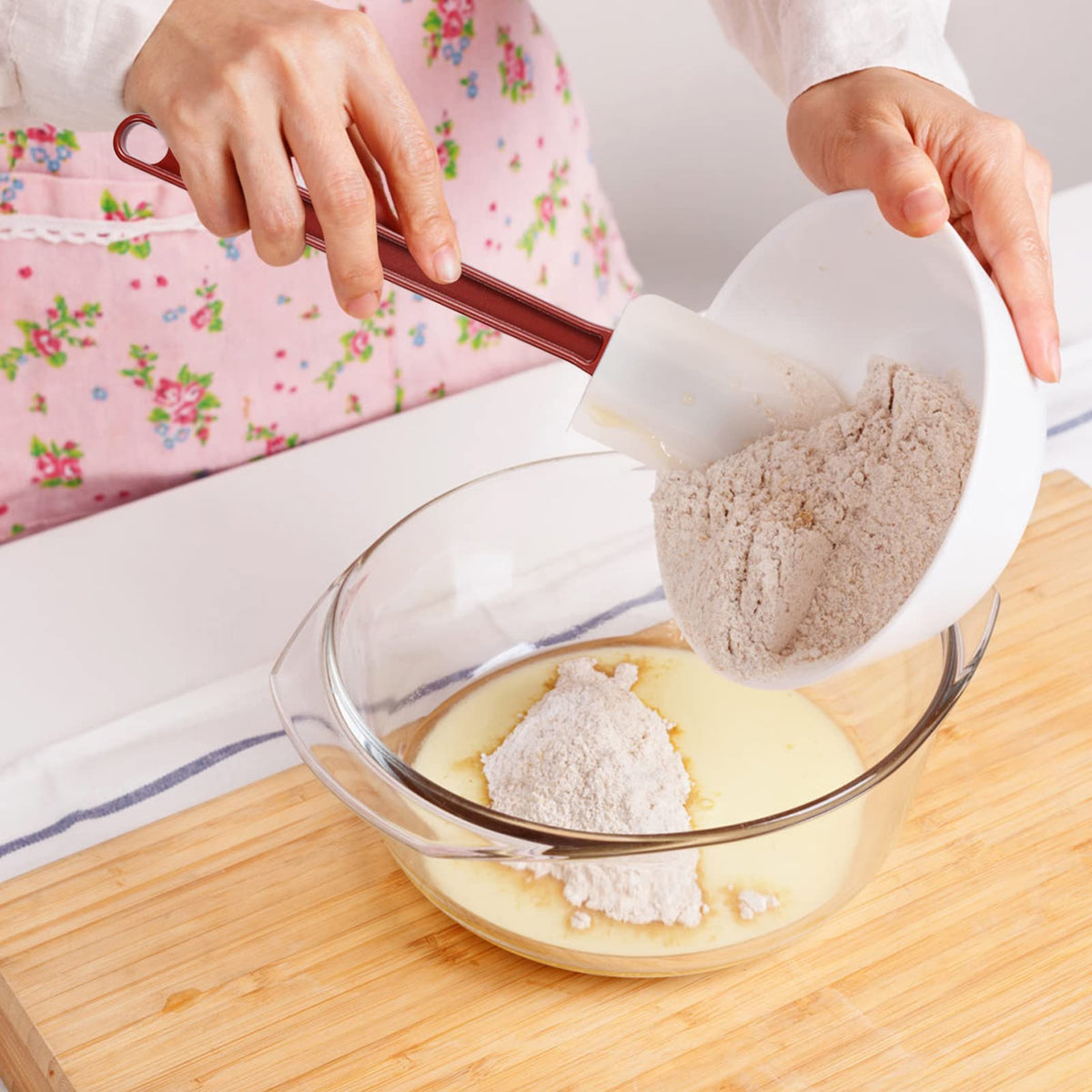 Heffiso silicone spatulas are dishwasher safe and easy to clean after baking sessions.