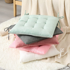 HLOVME versatile cushion suitable for home, office, and travel.