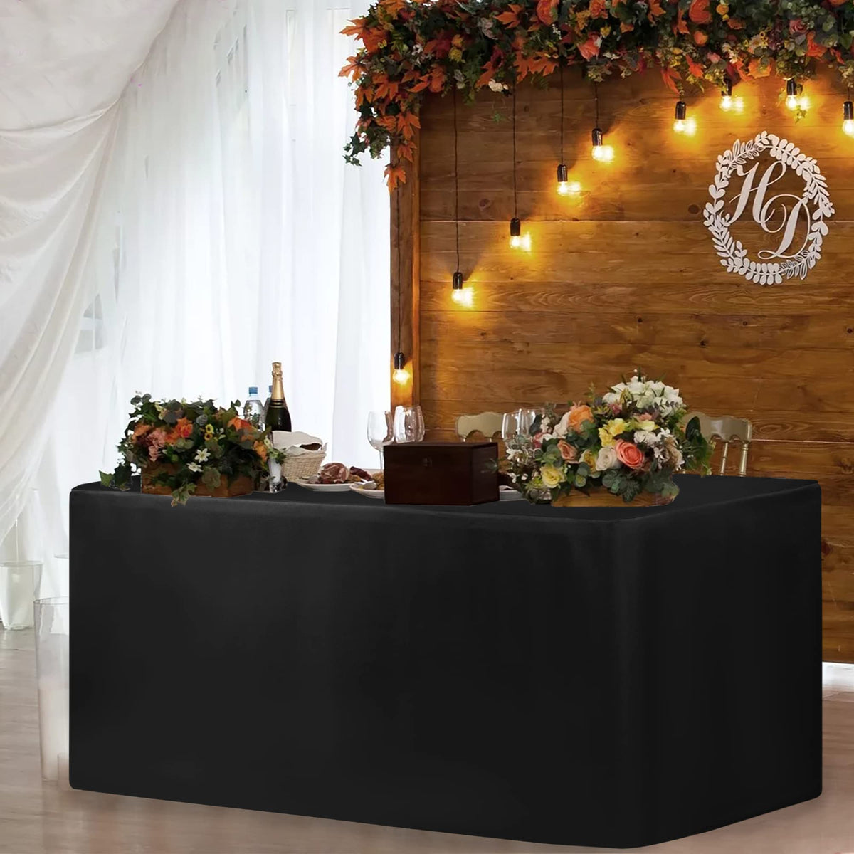 HolidayIdeas elegant rectangle tablecover elevates weddings, banquets, and trade shows.