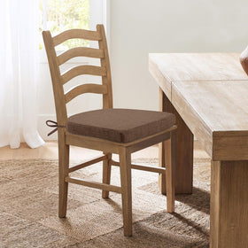 Set of four cushions ideal for family meals and gatherings