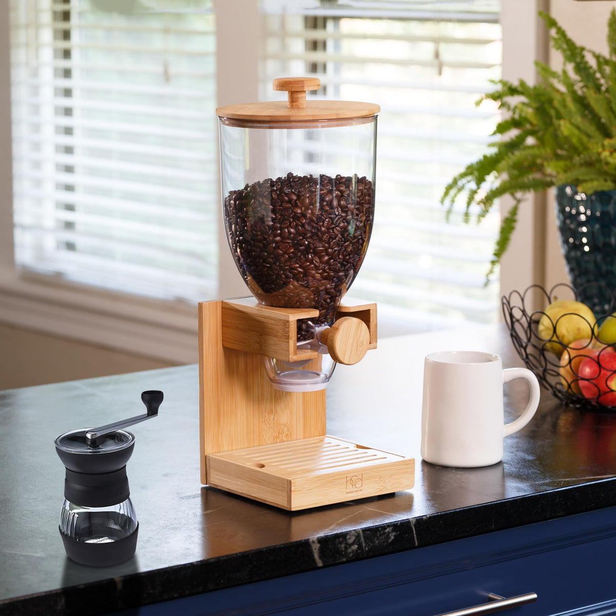 Honey-Can-Do dispenser lid close-up demonstrates secure, spill-free storage