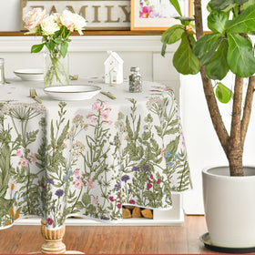 Horaldaily floral table cover enhances party decor colors