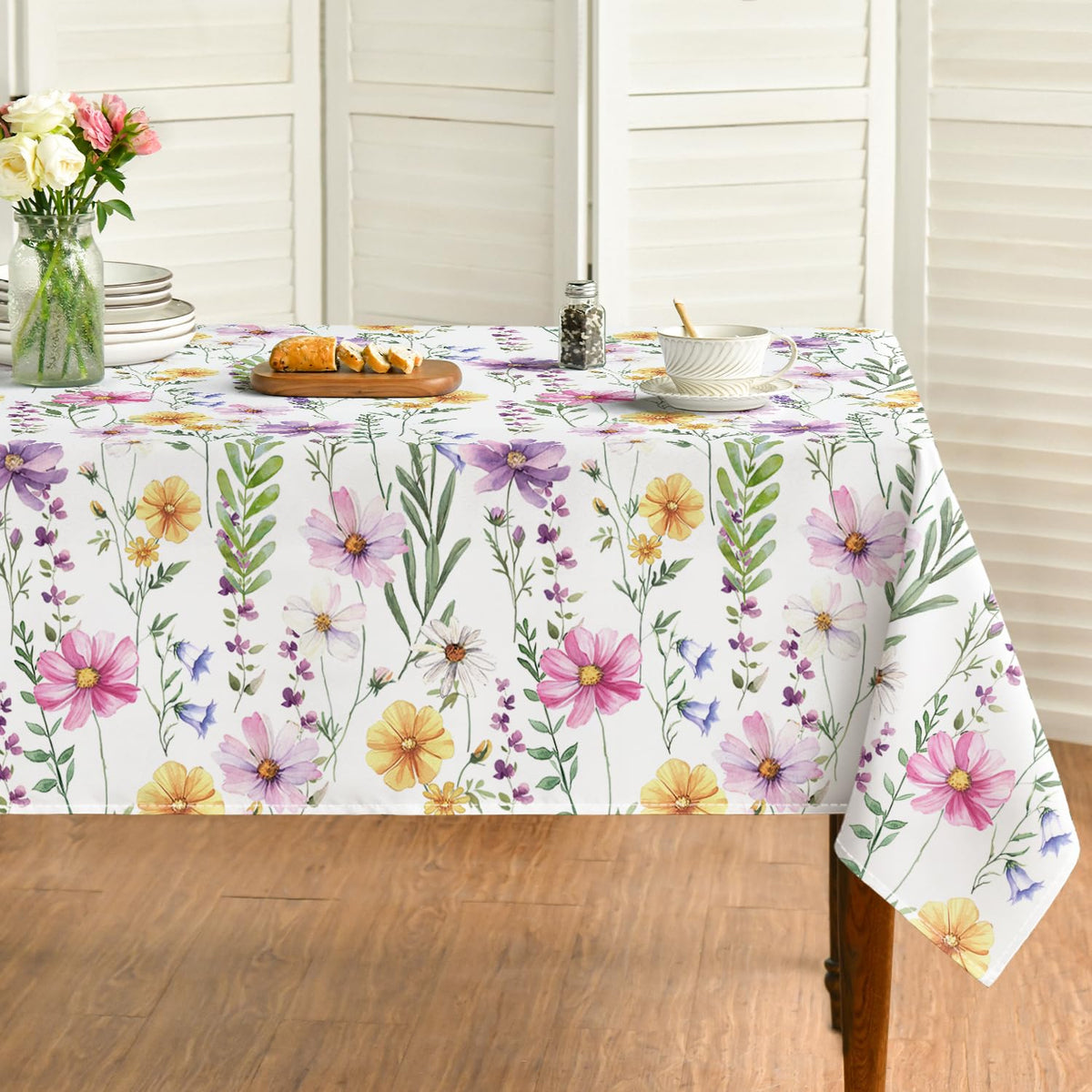 Horaldaily spring summer daisy floral tablecloth in a bright dining setup