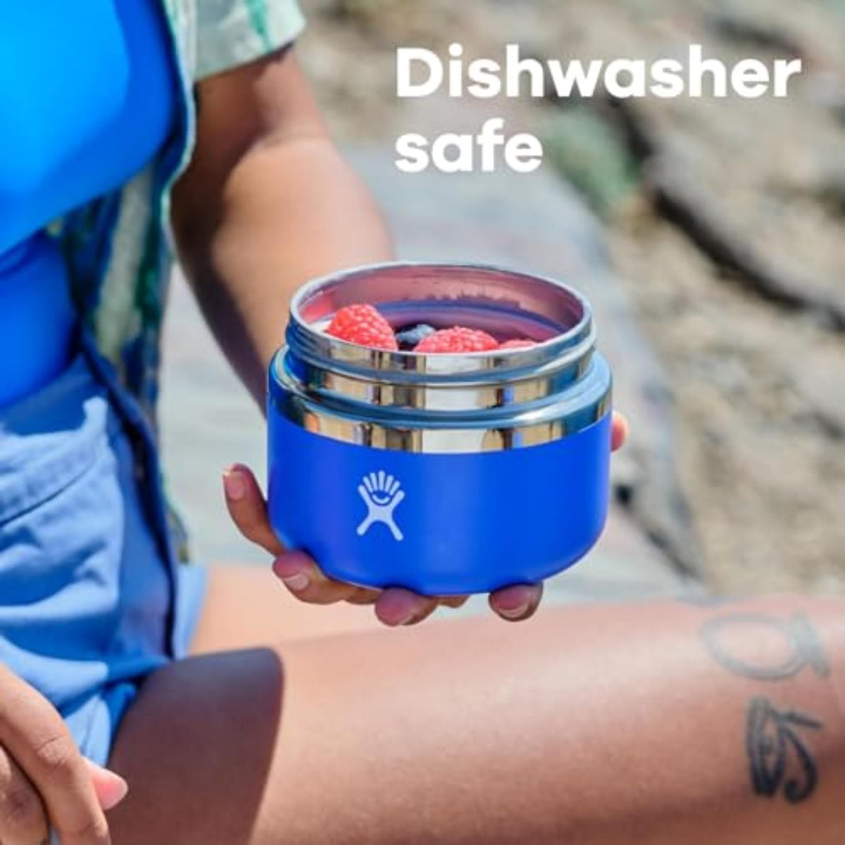 Hydro Flask Food Jar Cascade Blue lid closed demonstrating leakproof seal