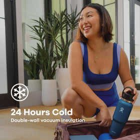 Hydro Flask Travel Bottle 24 hours cold feature for all-day freshness.