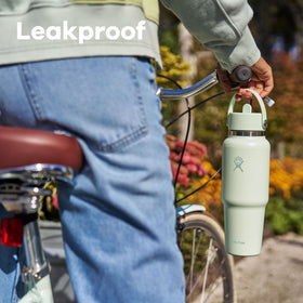 Hydro Flask 32oz cold retention for 24 hours on hot days