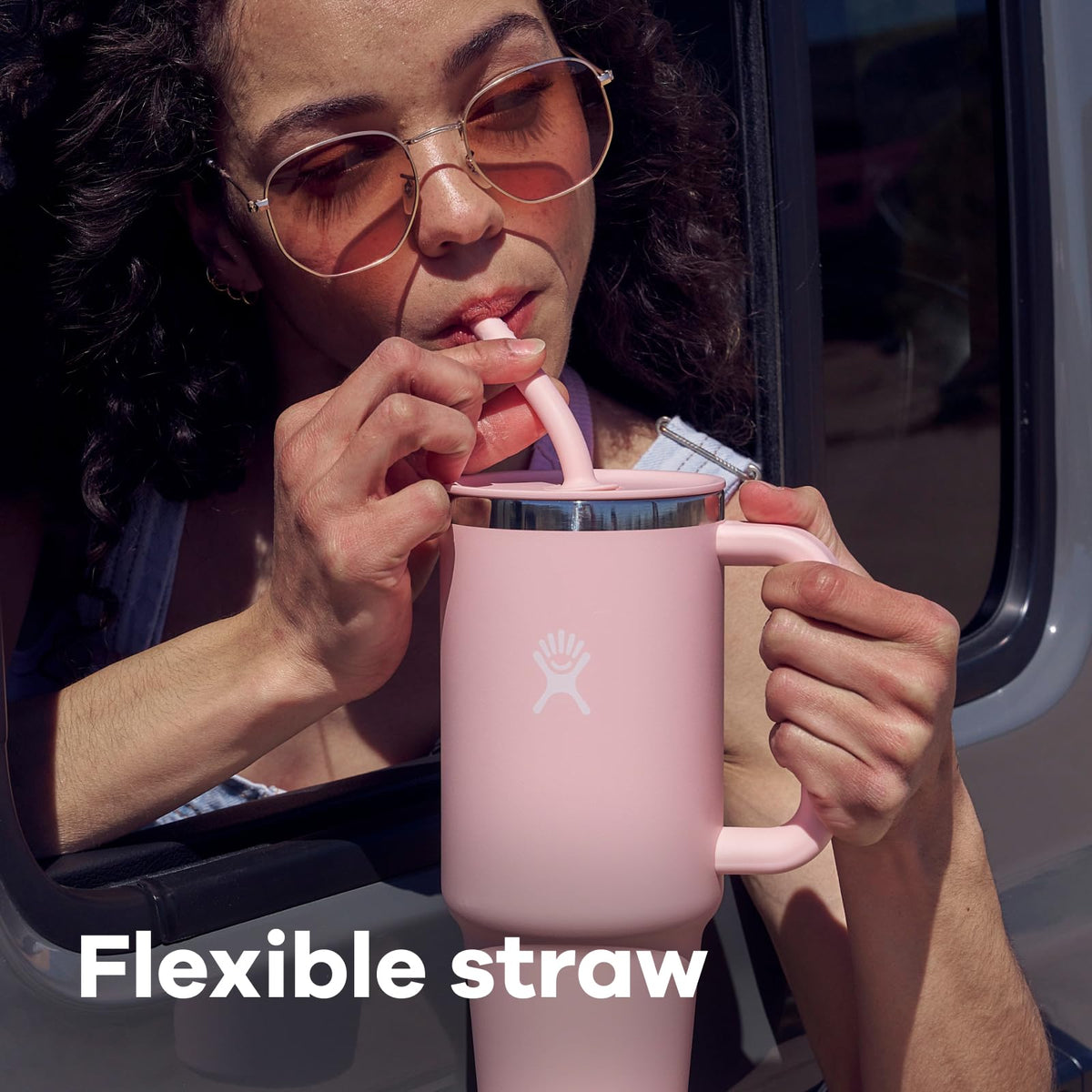 Double-wall insulation keeps beverages cold in the Hydro Flask Travel Tumbler 40 oz