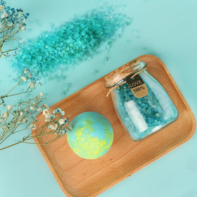 iAOVUEBY customized gift for her with thoughtful keepsakes.