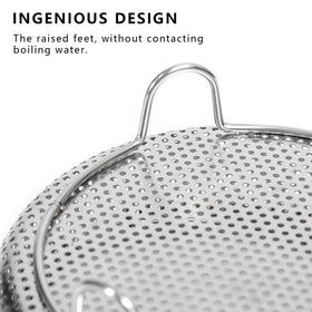 ICEICE steamer basket features sturdy handles and feet for safe handling.