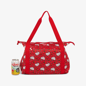 Igloo lightweight, travel-friendly design adapts as lunch tote or compact cooler.