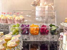 IVYHOME hinged lid condiments server protecting contents during transport