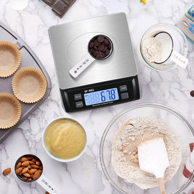 JAQAZNVB scale used for baking and cooking in the kitchen.