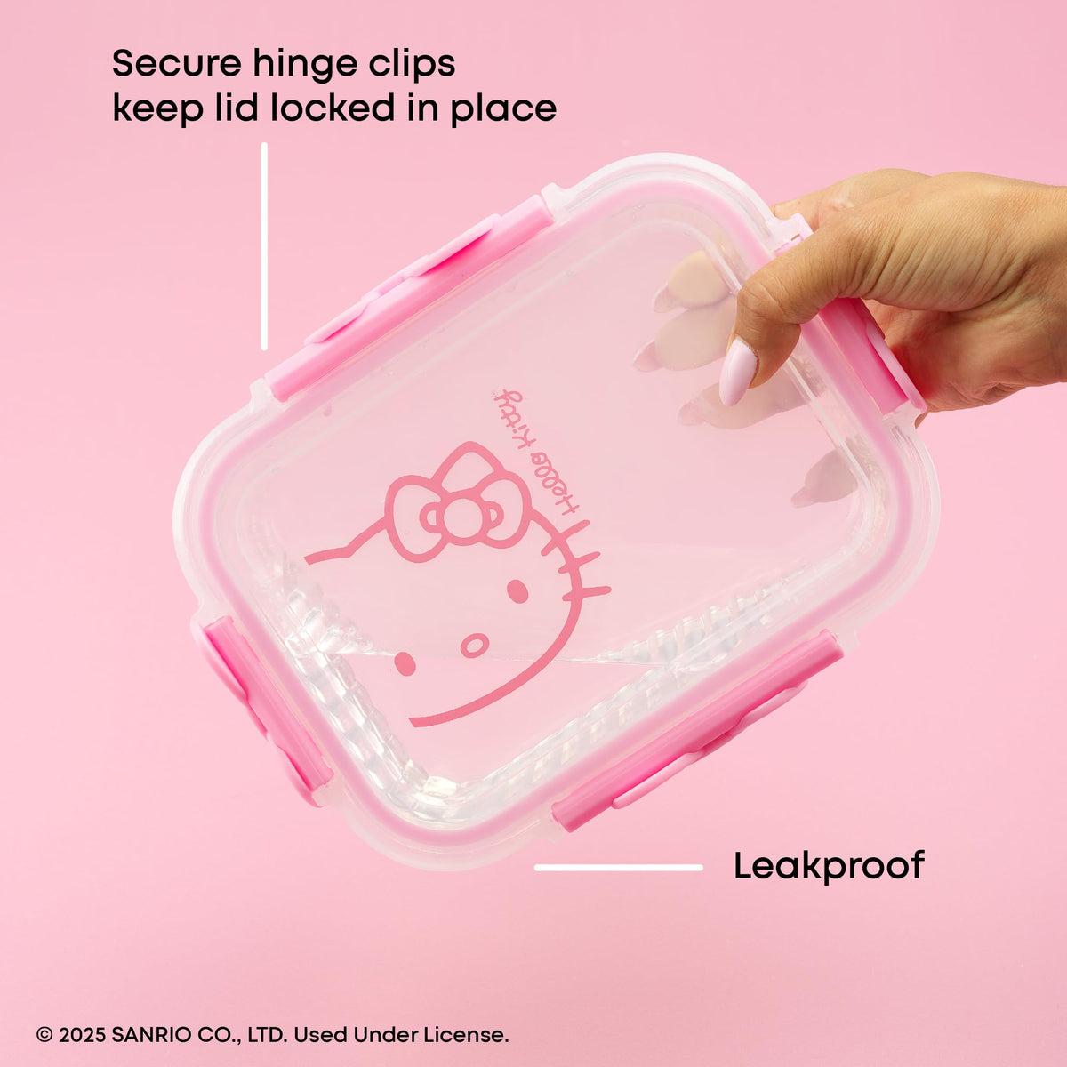 Lid with removable silicone seal stays secure and leakproof.