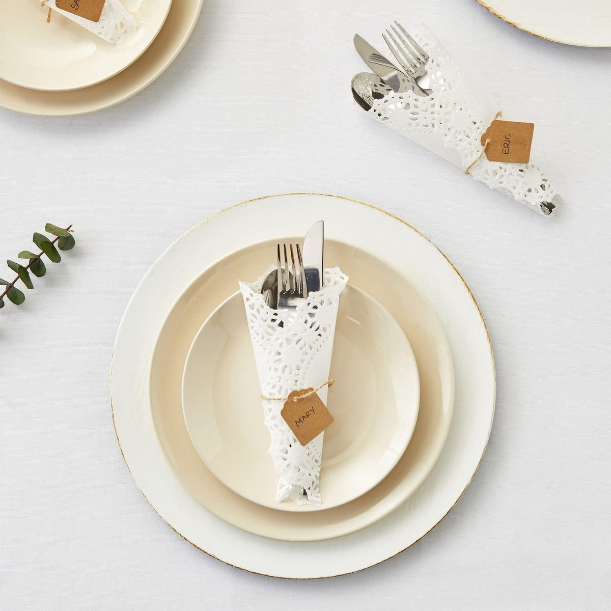 Juvale 10.5-inch lace doilies elevate tables and DIY craft projects.