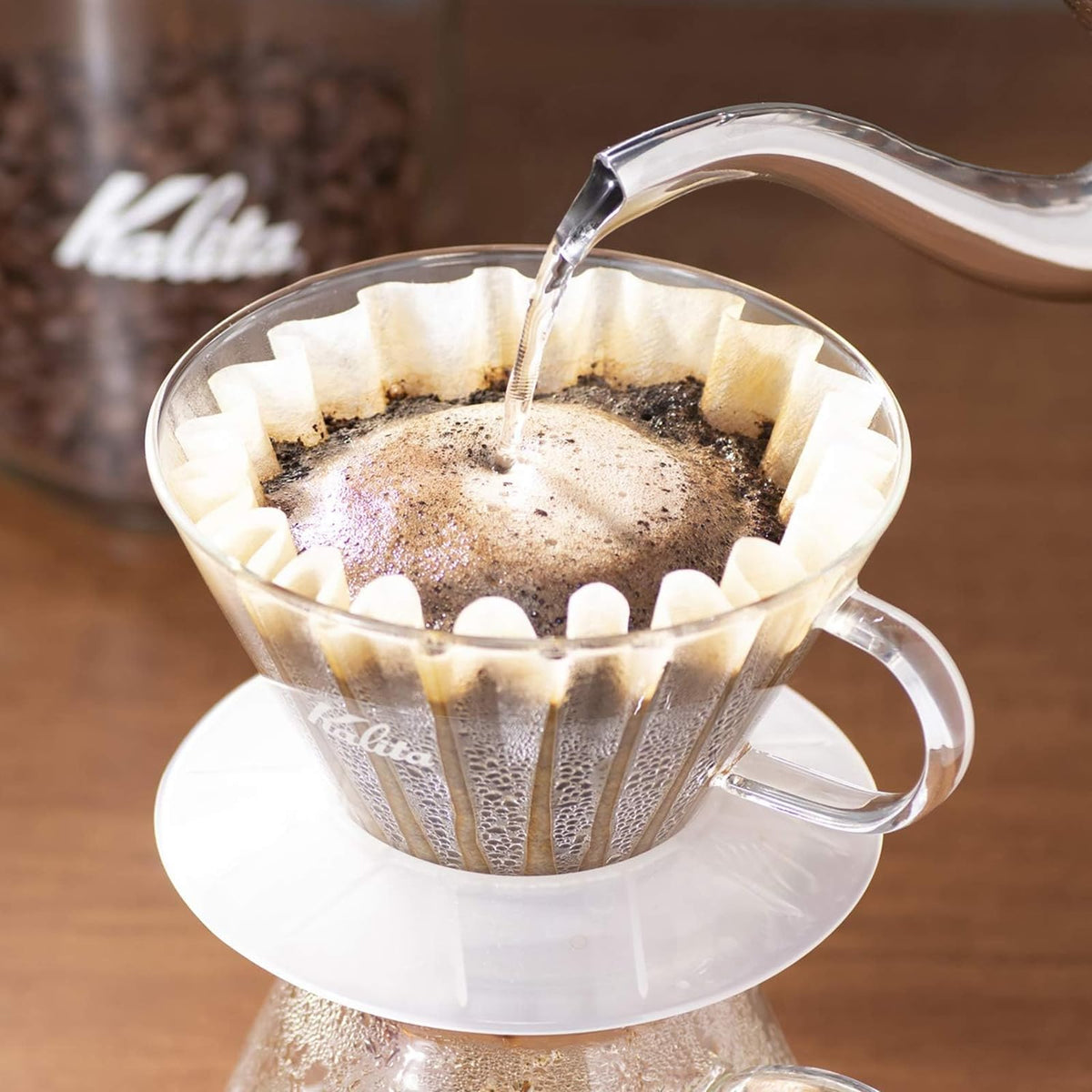 Kalita Karita Wave 185 white filter ideal for 2-4 cup gatherings outdoors
