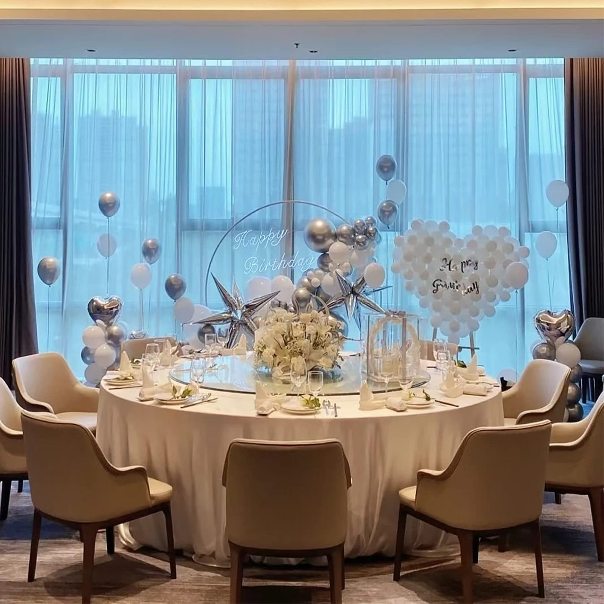 Kesfey white round tablecloth suitable for indoor outdoor gatherings.