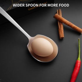 KeyOxy mirror-finish spoons add a polished touch to the buffet.