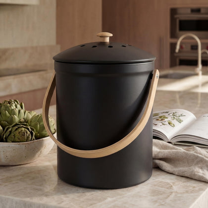 KIBAGA beautiful kitchen compost bin with lid closed, compact and tidy for counter top use.