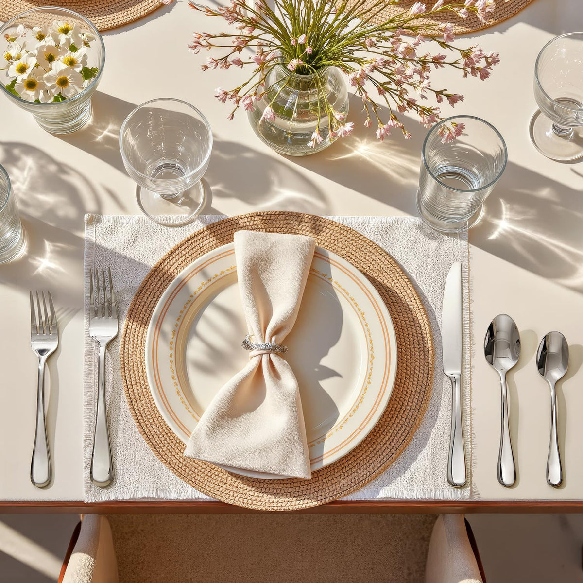 Kingstone 40-piece silverware set dinner forks with balanced, comfortable handling.